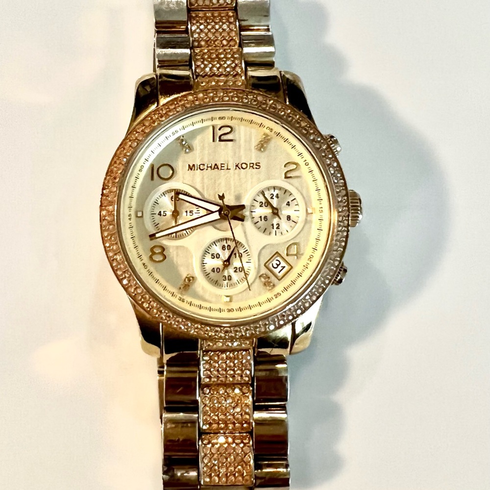 Gold Michael Kors Limited Edition!